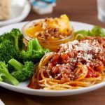espaguetis y salsa de carne